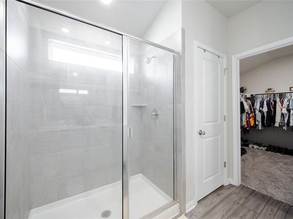 537  Loriner Way , Liberty Hill Texas 78642