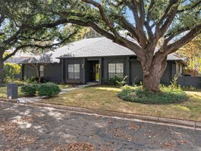 3900 N Shadycreek Drive , Arlington Texas 76013