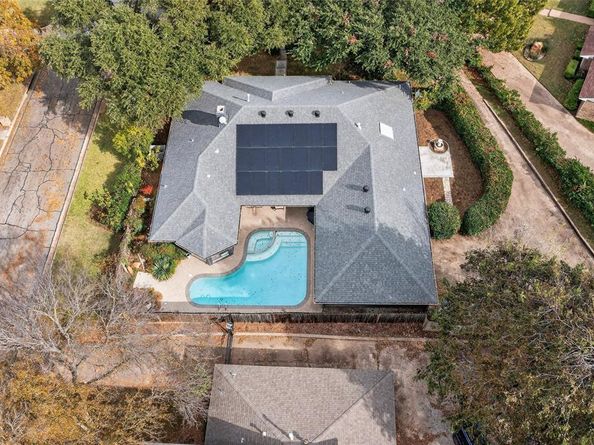 3900 N Shadycreek Drive , Arlington Texas 76013