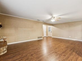 236  Evelyn Street , DeSoto Texas 75115