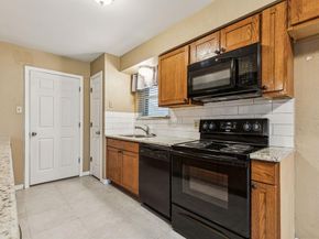 236  Evelyn Street , DeSoto Texas 75115