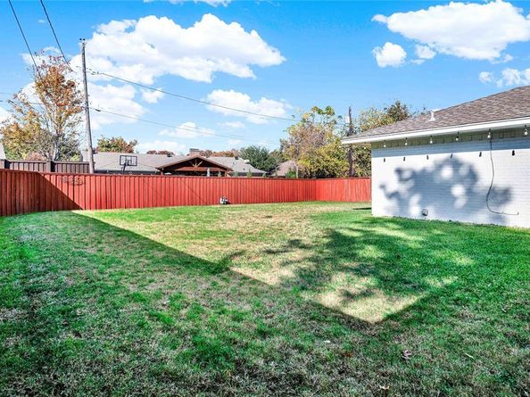 1104 W Lookout Drive , Richardson Texas 75080