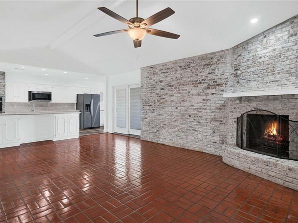 1104 W Lookout Drive , Richardson Texas 75080