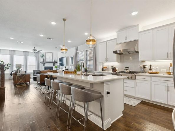 2236  Madison Street , Carrollton Texas 75010