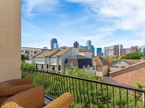 2222  Worthington Street , Dallas Texas 75204