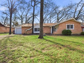 2212  Briardale Road , Fort Worth Texas 76119