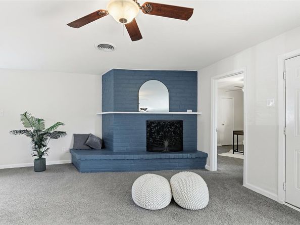 2212  Briardale Road , Fort Worth Texas 76119