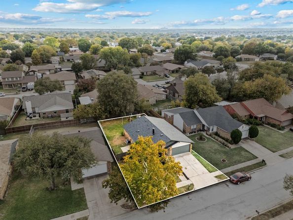 4124  Silverberry Avenue , Fort Worth Texas 76137