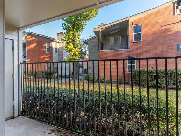 6900  Skillman Street  406, Dallas Texas 75231