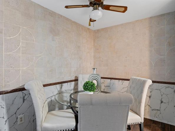 6900  Skillman Street  406, Dallas Texas 75231