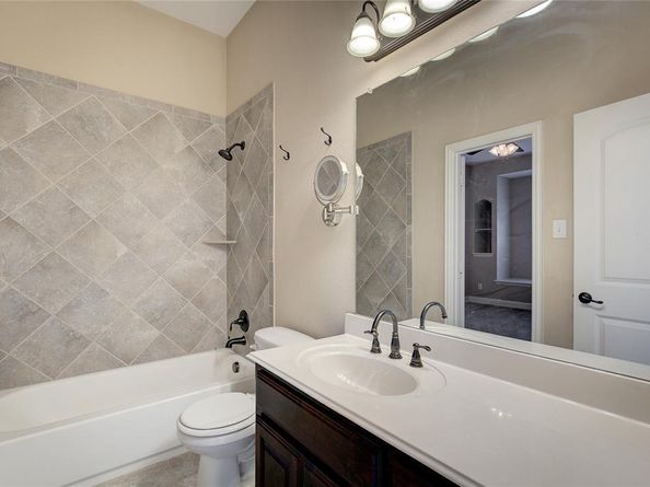 33  Tennis Village Drive , Heath Texas 75032