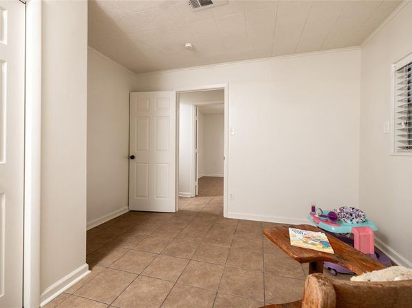 4020  Creech Street , Haltom City Texas 76111