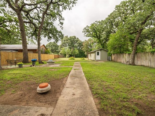 4020  Creech Street , Haltom City Texas 76111