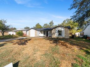 7469  Meadowcrest Drive , Fort Worth Texas 76112