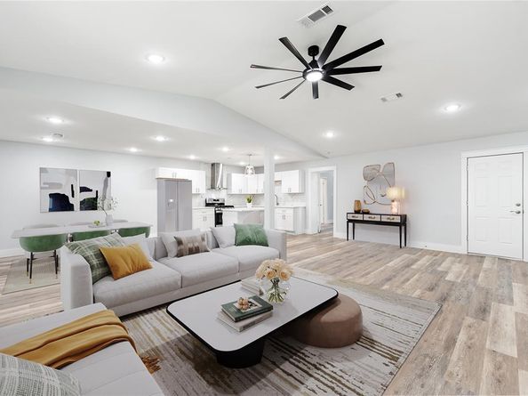 7469  Meadowcrest Drive , Fort Worth Texas 76112