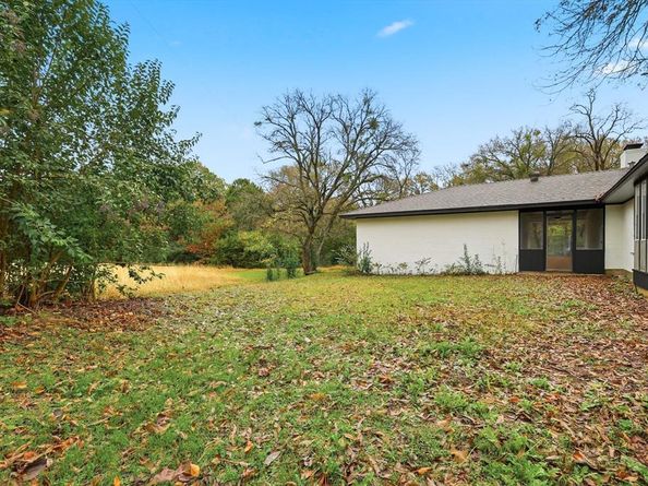 1419  Vicki Lane , Cedar Hill Texas 75104