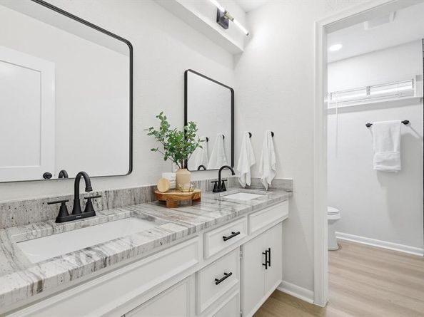 1419  Vicki Lane , Cedar Hill Texas 75104