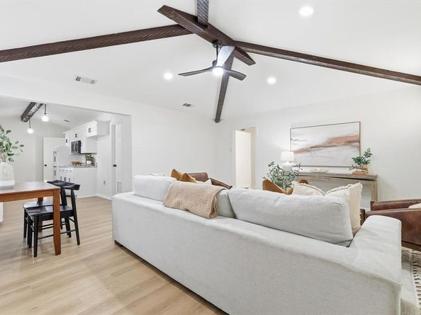 1419  Vicki Lane , Cedar Hill Texas 75104