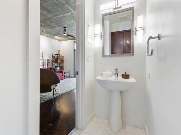 3030  Bryan Street  409, Dallas Texas 75204