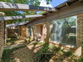 1713  Venetian Circle , Arlington Texas 76013