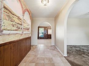 1713  Venetian Circle , Arlington Texas 76013