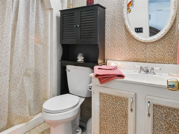 6318  Green Valley Drive , Garland Texas 75043