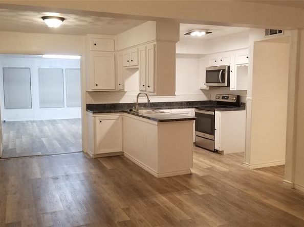 758  Briarwood Lane , Hurst Texas 76053