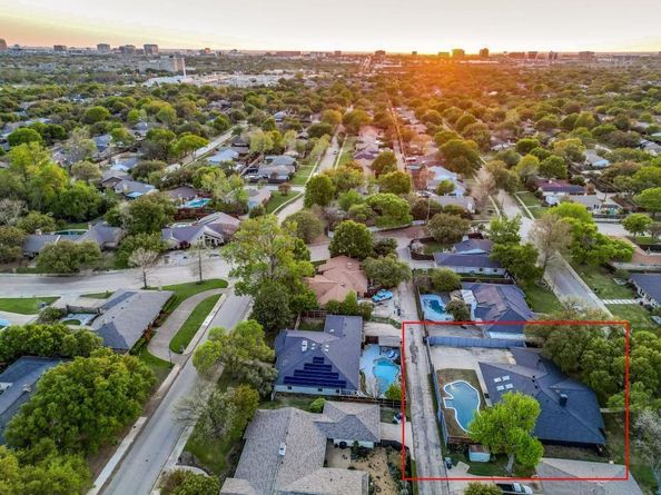 6826  Town Bluff Drive , Dallas Texas 75248
