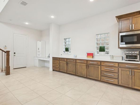 6745  Verandah Way , Irving Texas 75039