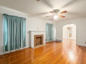 3901  Frazier Avenue , Fort Worth Texas 76110