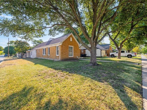 3901  Frazier Avenue , Fort Worth Texas 76110