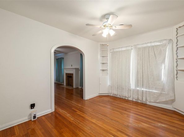 3901  Frazier Avenue , Fort Worth Texas 76110