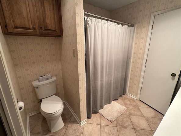 2001  Oak Grove Road E, Fort Worth Texas 76028