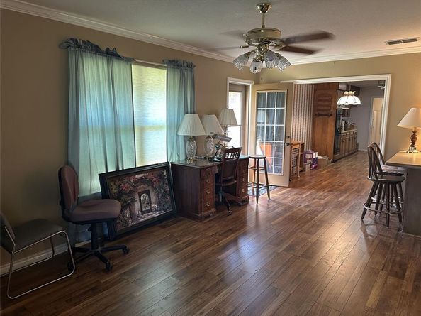 2001  Oak Grove Road E, Fort Worth Texas 76028