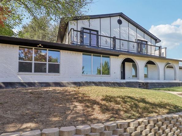 3950  Rowan Drive , Fort Worth Texas 76116