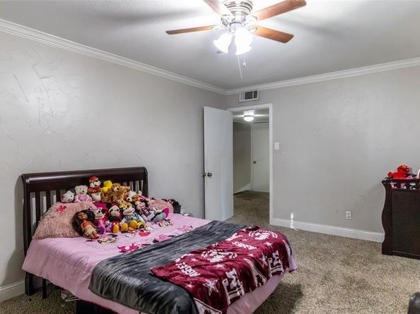 2888  Reedcroft Drive , Farmers Branch Texas 75234