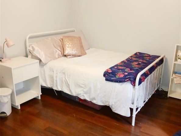 5750  Phoenix Drive  33, Dallas Texas 75231