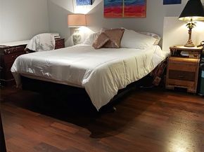 5750  Phoenix Drive  33, Dallas Texas 75231