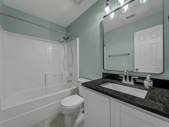 2616  Hilcroft Avenue , Denton Texas 76210