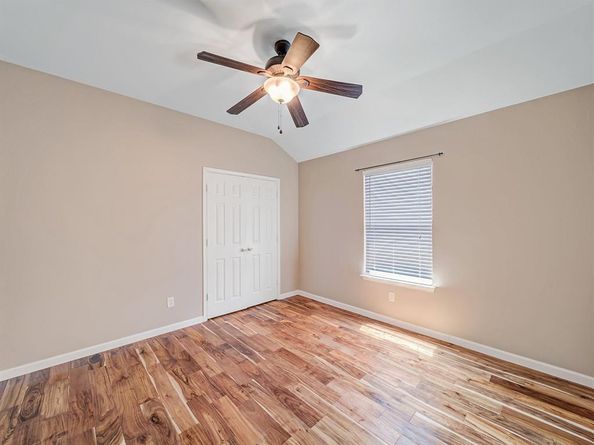 2616  Hilcroft Avenue , Denton Texas 76210