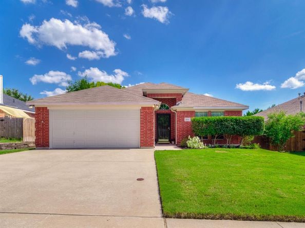 2616  Hilcroft Avenue , Denton Texas 76210