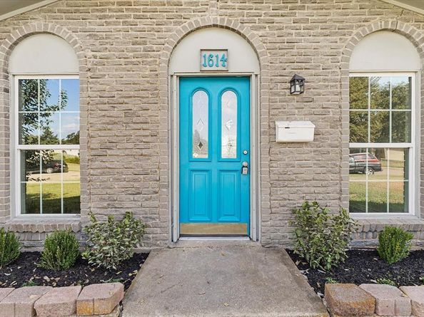 1614  Bitter Creek Drive , Garland Texas 75040