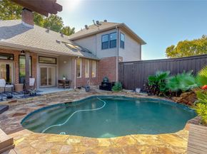 5919  Mapleshade Lane , Dallas Texas 75252