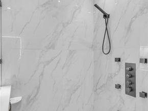 5919  Mapleshade Lane , Dallas Texas 75252