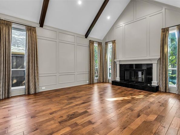 5919  Mapleshade Lane , Dallas Texas 75252