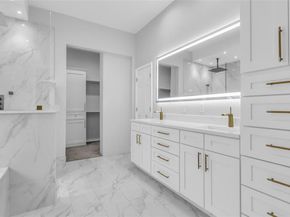 5919  Mapleshade Lane , Dallas Texas 75252