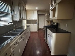 659 W Pentagon Parkway , Dallas Texas 75224