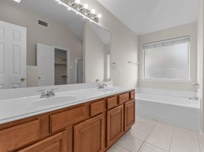 5749  Imes Lane , Fort Worth Texas 76179