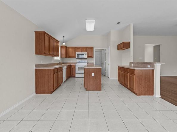 5749  Imes Lane , Fort Worth Texas 76179