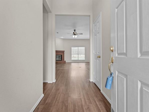 5749  Imes Lane , Fort Worth Texas 76179